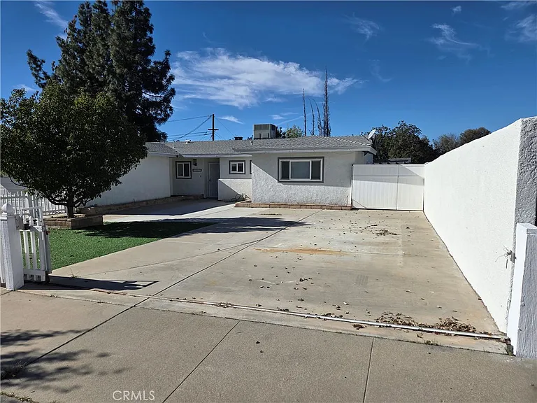 11889 Kilgore St — Photo 7