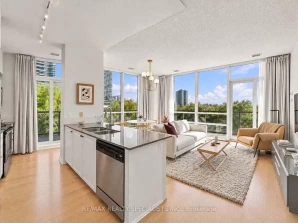 2230 Lake Shore Blvd W #308, Toronto, ON M8V 0B2