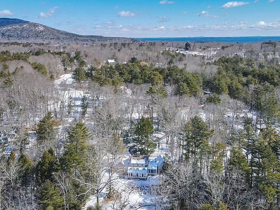 2nd image of 9 Rockport Woods Road