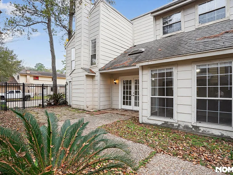 17805 Villa Way Dr — Photo 36