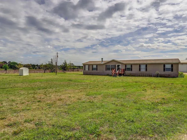 (undisclosed Address), Maud, TX 75567
