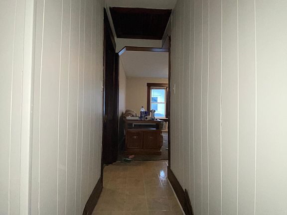 4th image of 535 Starkweather St #2
