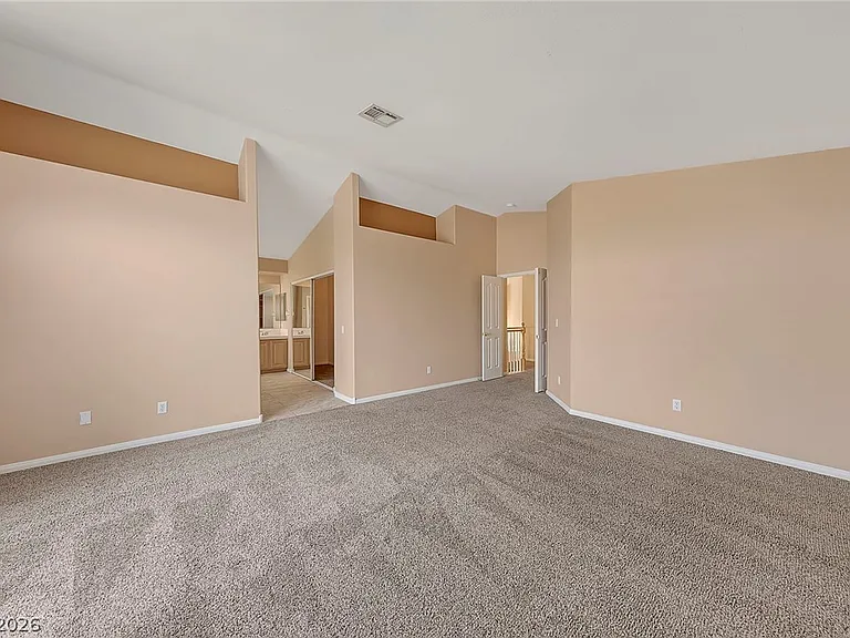 9387 Chateau Street Jean Dr — Photo 32