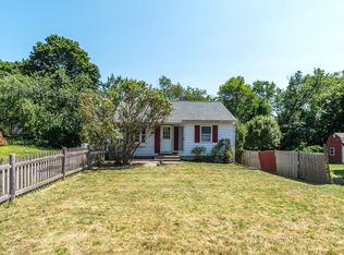 141 Cherry St, Gloucester, MA 01930