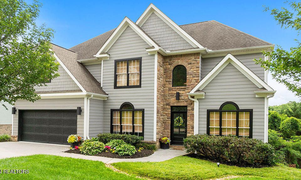 1st image of 436 Laurel Ridge Ln