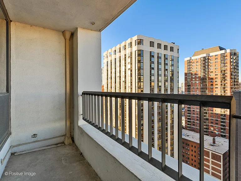 1030 N State St #18C — Photo 16