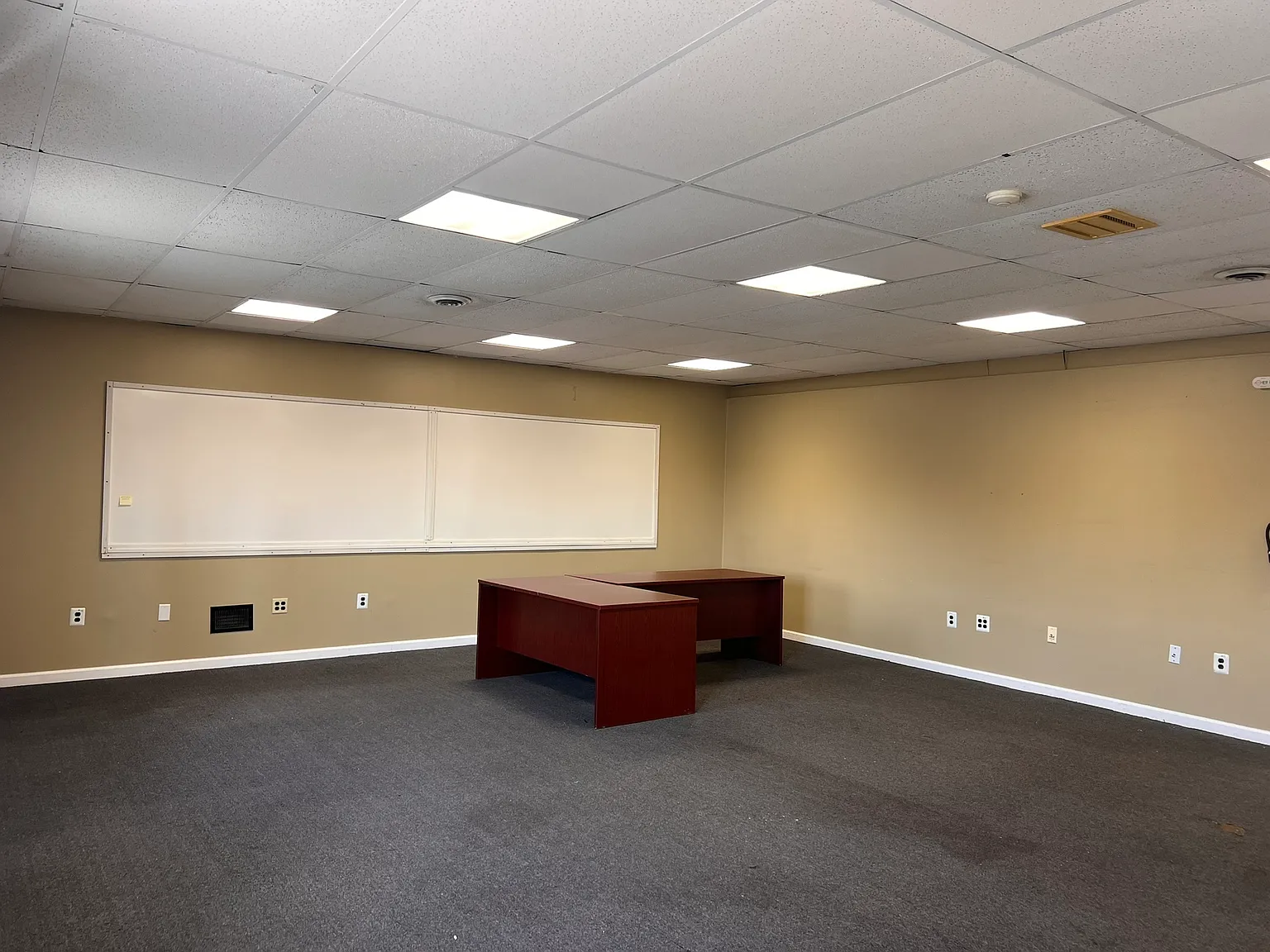 1085 N Black Horse Pike - 5 — Photo 4