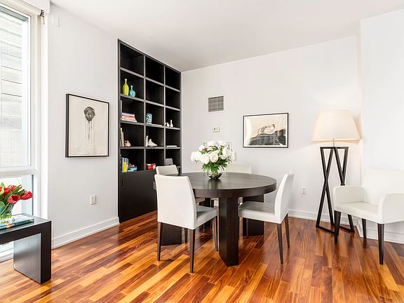 2nd image of 60 E 55th St APT 35A