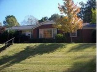 410 Glade St, New Albany, MS 38652