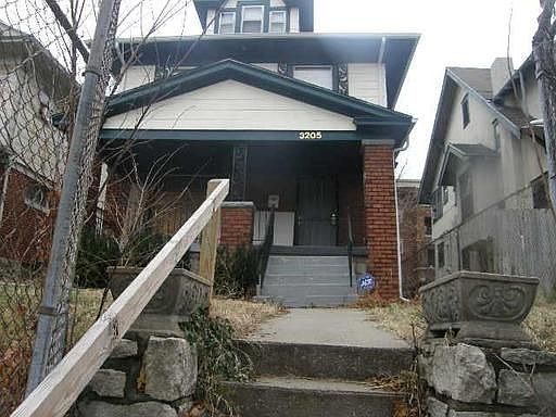 1st image of 437 Kensington Ave