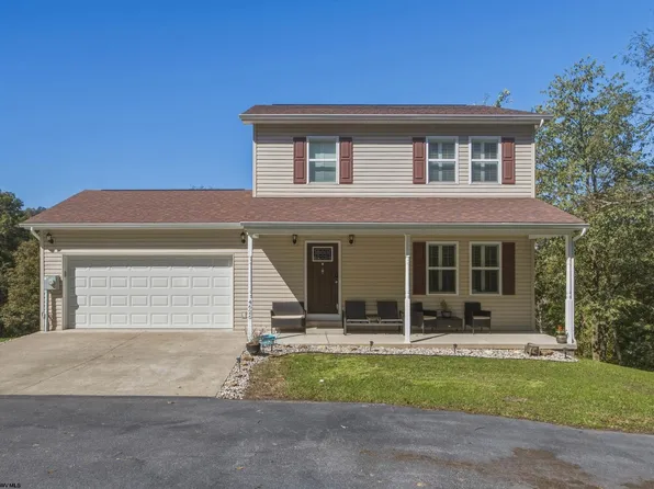 4626 Fairmont Rd, Rivesville, WV 26588