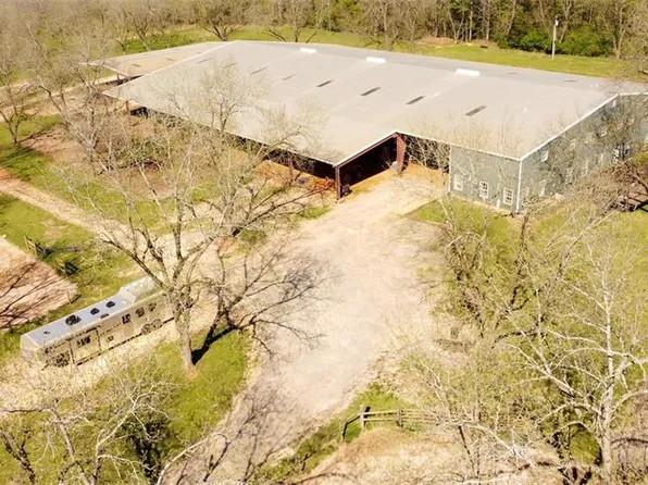 169 McCollum Rd, Barnesville, GA 30204