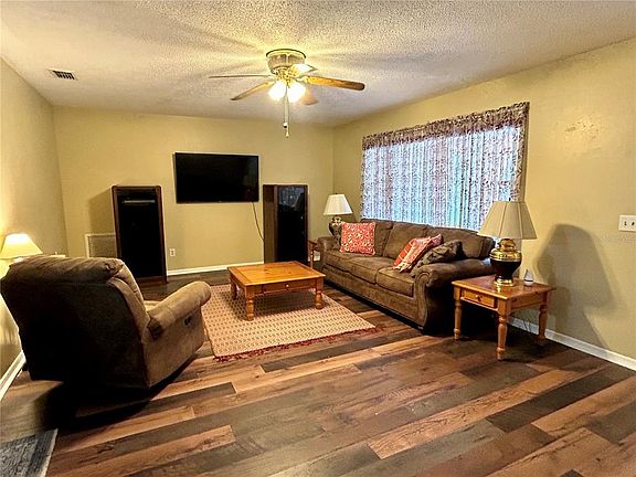 4th image of 4047 S GARLAND TERRACE