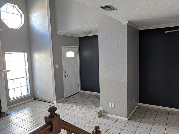 2nd image of 1620 Wellington Pl APT 603
