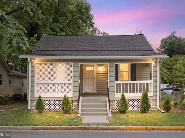 5113 Crittenden St, Hyattsville, MD 20781