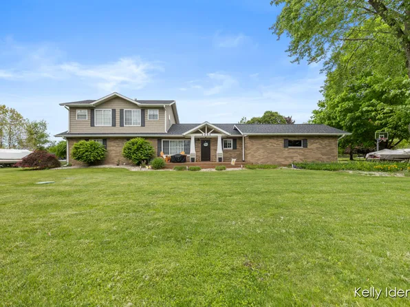 2455 Ottawa Trl, Hastings, MI 49058