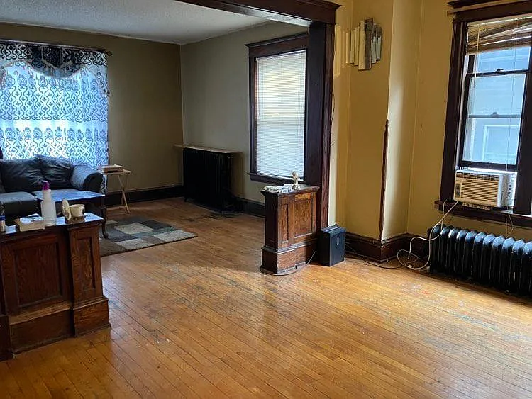 2425 Lyndale Ave N #3 — Photo 6