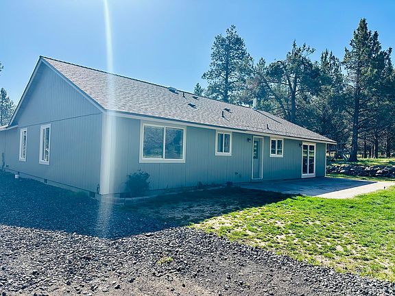 5th image of 16524 Fieldcrest Rd