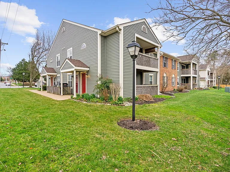 14022 Erie Ct — Photo 1