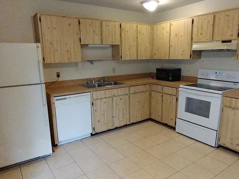 8041 Puffin Dr — Photo 5