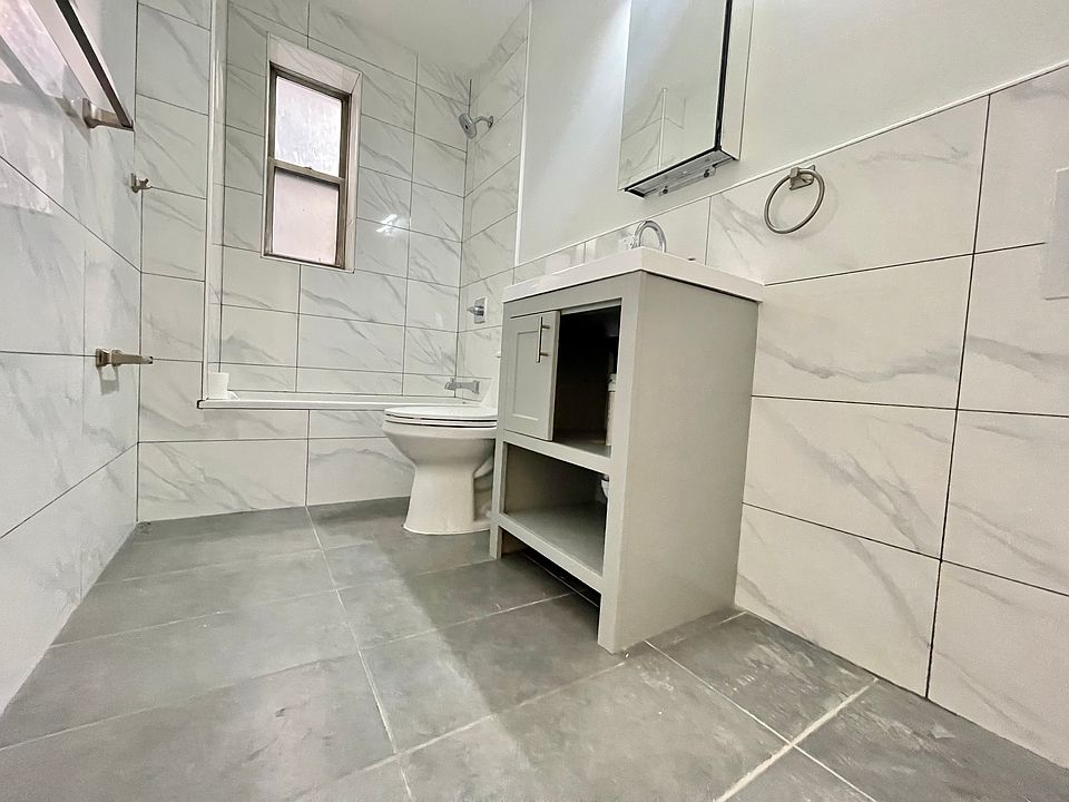 2nd image of 9 Gifford Ave #14E