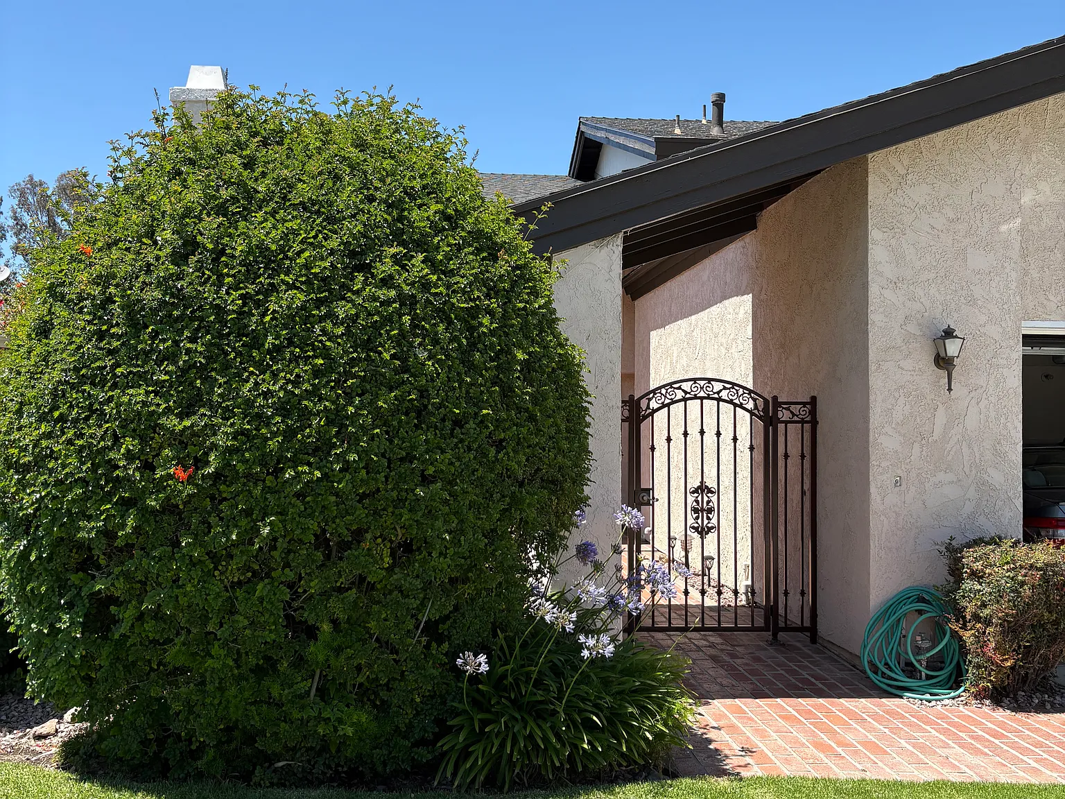 3 bed, 2008 sqft, $8,400 — Photo 3