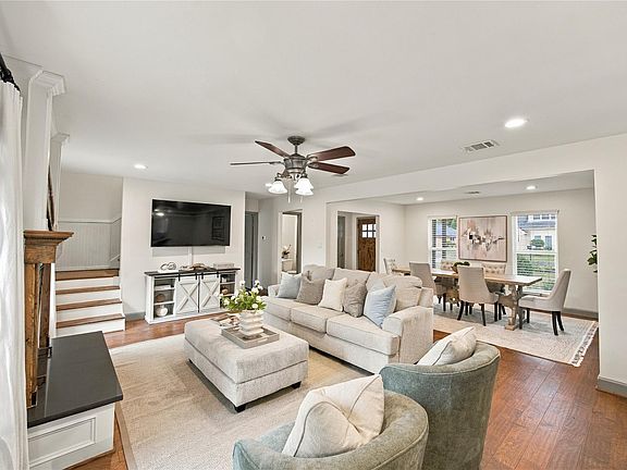 5th image of 9506 Moorberry Ln