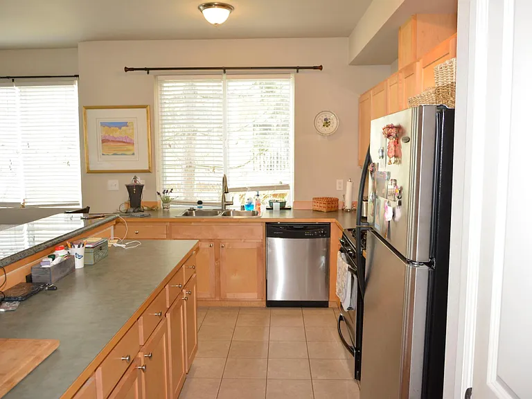501 225th Ln NE #G201 — Photo 10