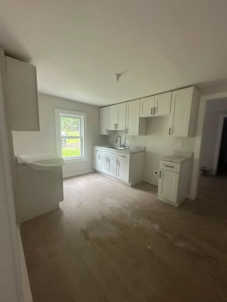 4 bed, 1420 sqft, $3,150 — Photo 3