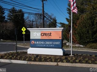 5314 Ravens Crest Dr, Plainsboro, NJ 08536