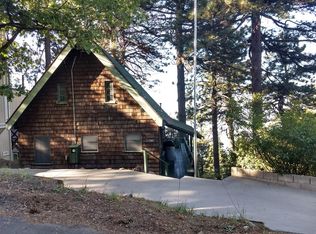 31585 Inspiration Dr, Running Springs, CA 92382