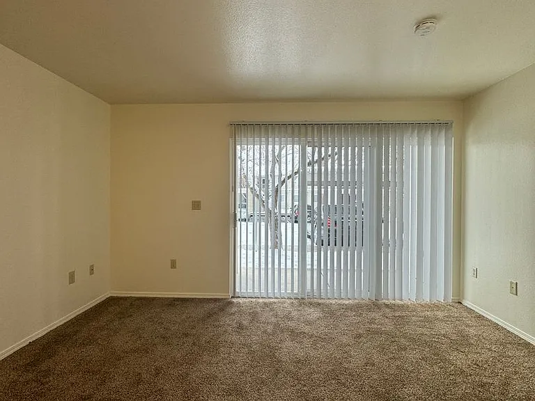 10827 Ustick Rd #203 — Photo 3