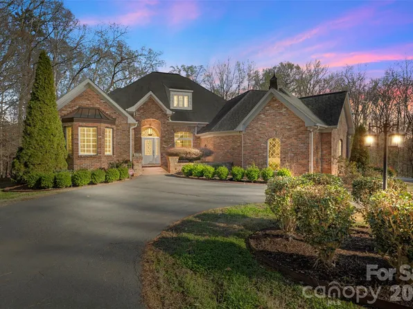 12711 Moores Chapel Rd, Charlotte, NC 28214