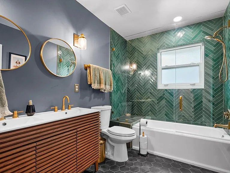 4804 River Basin Dr S — Photo 13