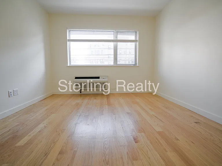 2315 Astoria Blvd #1E — Photo 7