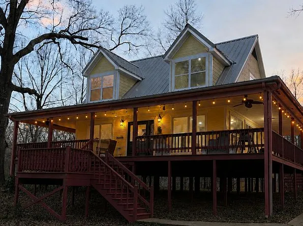 156 County Road 38, Hatfield, AR 71945