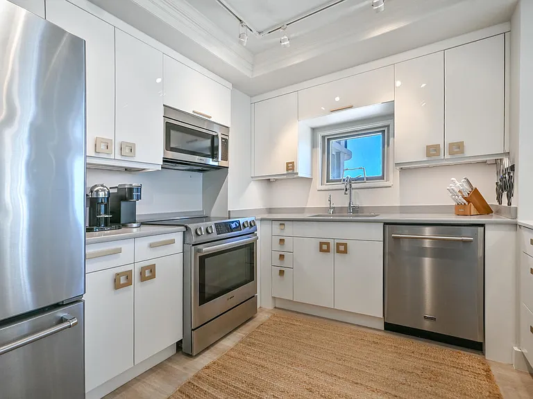 3115 Gulf Shore Blvd N #608S — Photo 12