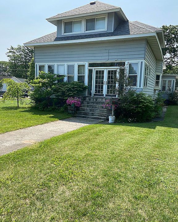 1st image of 703 Dakota Ave