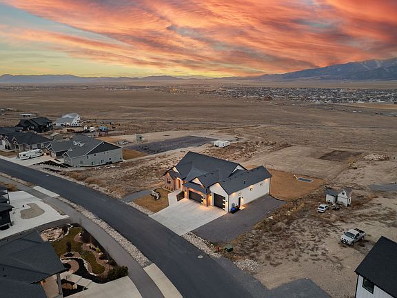 4th image of 6693 N Unity Way