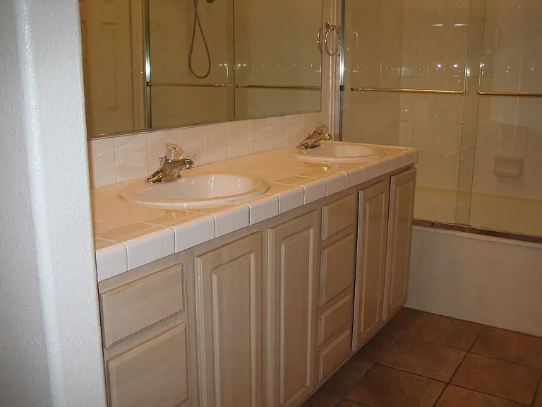 8046 Arcadian Ln — Photo 11
