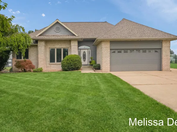1507 Joseph Ln, Hudsonville, MI 49426