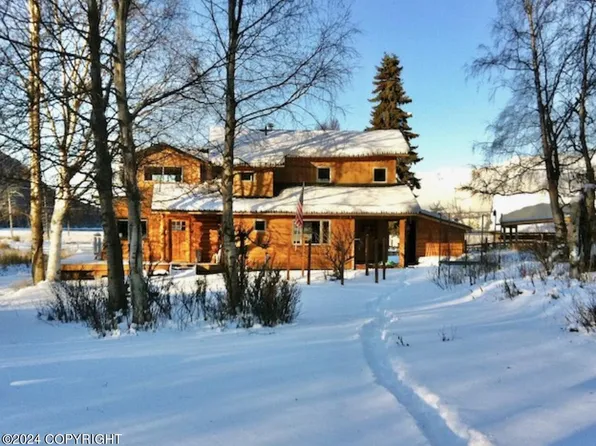 65015 3rd St, Hope, AK 99605