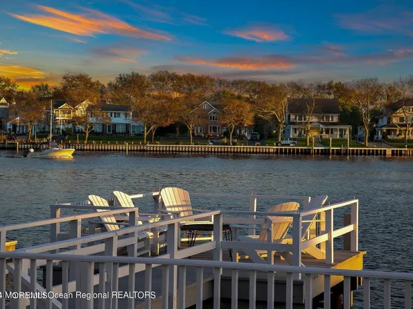 32 Poole Avenue, Avon-by-the-sea, NJ 07717