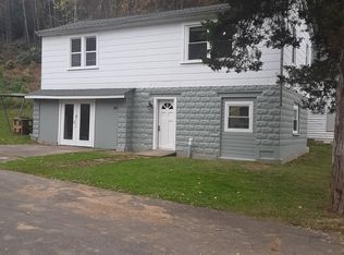 48 Marcellas Ln, Canton, NC 28716