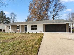 1320 Kenwood Dr, Bluffton, IN 46714