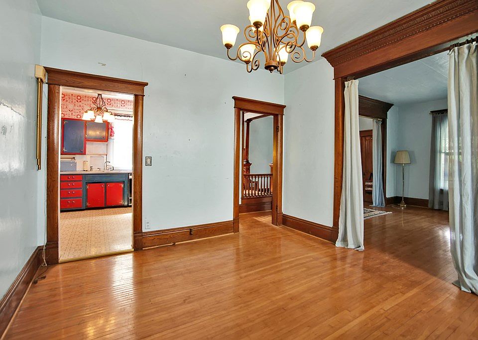 21st image of 15 Germania St