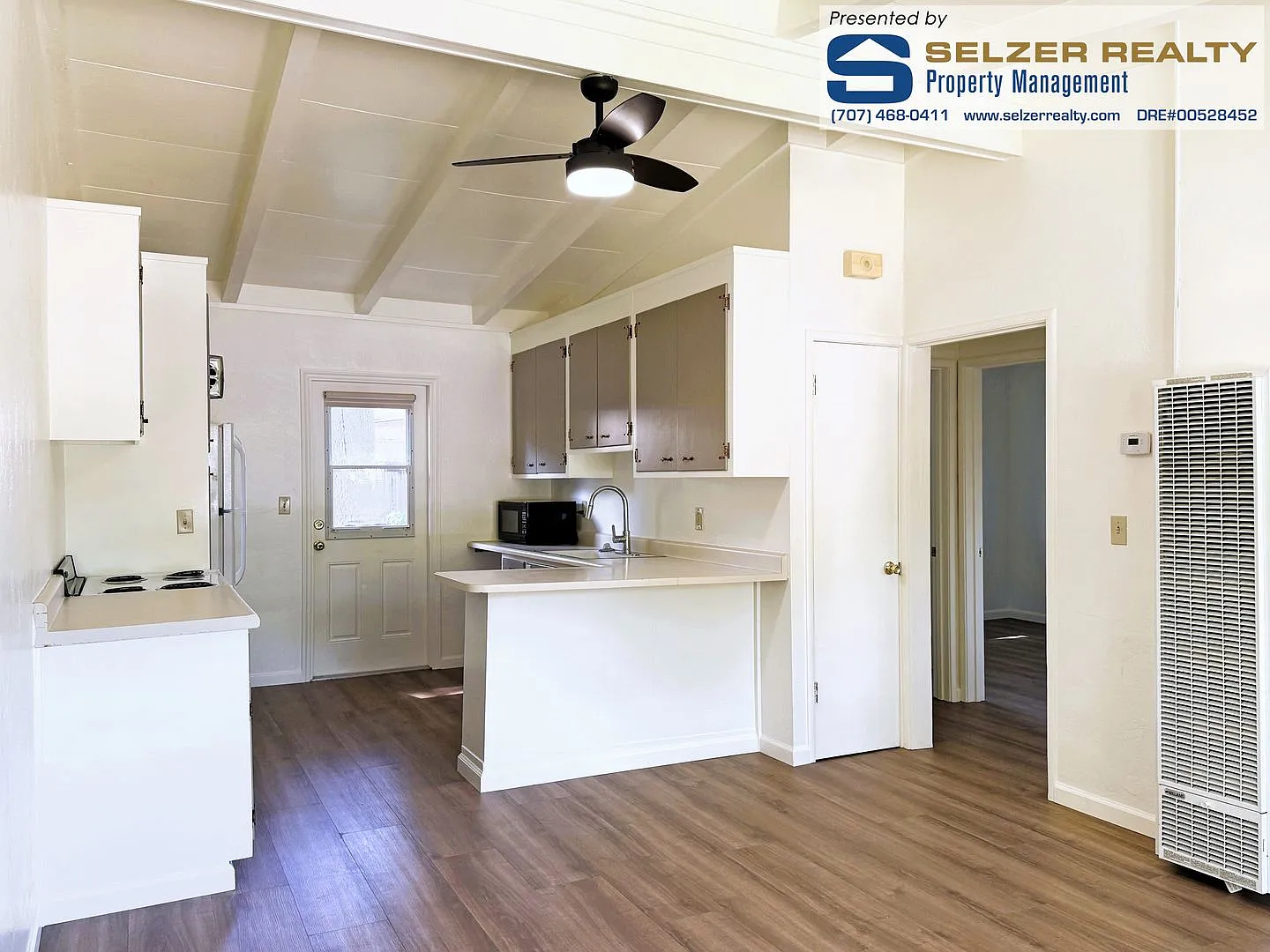 204 S. Hortense St. — Photo 4