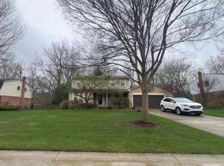 21659 Bedford Dr, Northville, MI 48167