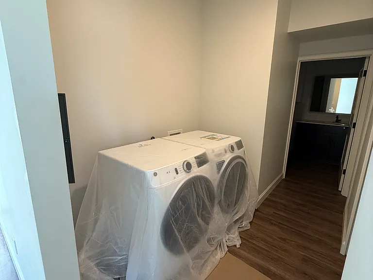 2993 SW 11th Ave #9 — Photo 9