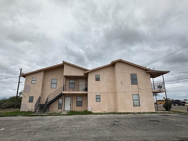 2nd image of 101 Rockwell Way